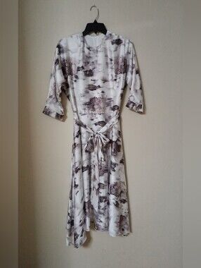 Watercolor Tie-Waist Midi Dress in White & Gray